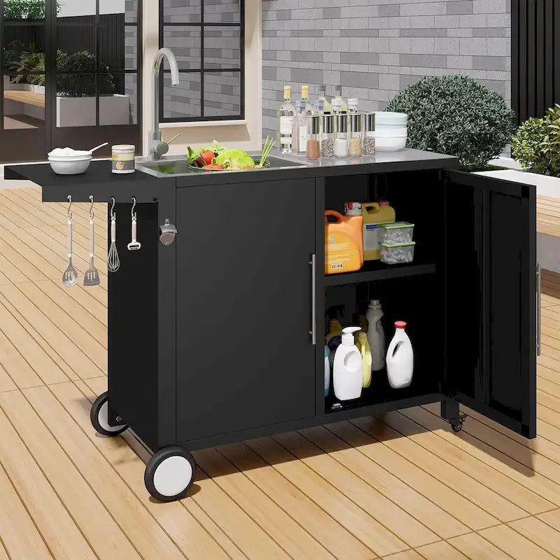 Évier de cuisine d'extérieur avec raccord pour tuyau d'arrosage, table de préparation de grill et îlot avec armoire en acier inoxydable